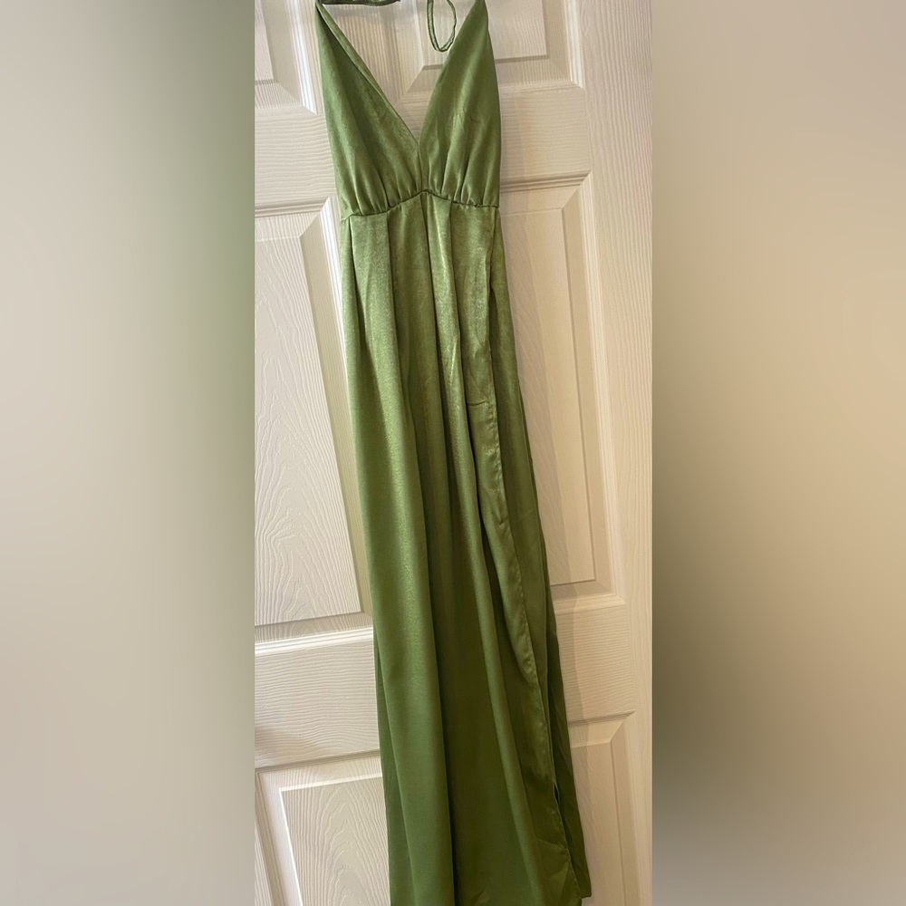 Green dress, never worn.